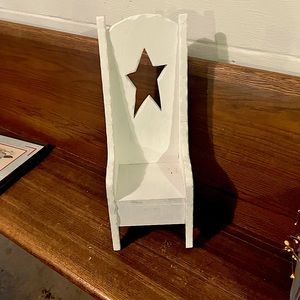 Name brand purses, farmhouse items message me. I’ll give a price you will love!!